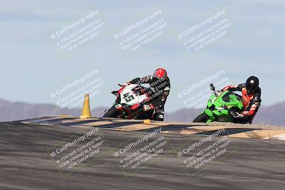 media/Nov-16-2025-Race Pace (Sun) [[8c5fa54630]]/Verified Riders/1-Turns 9 and 10 (925am)/